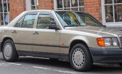 Ανεμοθραύστες Mercedes W124 (1984-1997) sedan - 2 τμχ. εμπρός, Heko - € 68,9 Ανεμοθραύστες Mercedes W124 (1984-1997) sedan - 2 τμχ. εμπρός, Heko