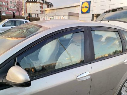 Ανεμοθραύστες Fiat Croma (2005-2011) combi - 2 τμχ. εμπρός, Heko - € 68,9 Ανεμοθραύστες Fiat Croma (2005-2011) combi - 2 τμχ. εμπρός, Heko