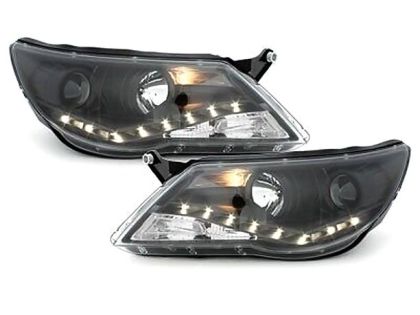 Φανάρια εμπρός led για Vw Tiguan (2007-2011) , black , με λάμπες (Η1) - σετ 2τμχ. - € 776,9 Φανάρια εμπρός led για Vw Tiguan (2007-2011) , black , με λάμπες (Η1) - σετ 2τμχ.