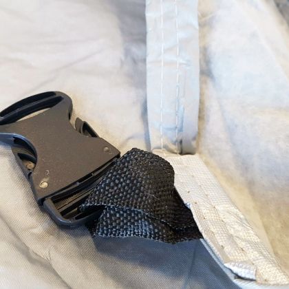 Κουκούλα αυτοκινήτου με επένδυση, φερμουάρ πόρτας και υποδοχές για τους καθρέπτες 572x183x122cm - μέγεθος XXL - μπλε - € 47,9 Κουκούλα αυτοκινήτου με επένδυση, φερμουάρ πόρτας και υποδοχές για τους καθρέπτες 572x183x122cm - μέγεθος XXL - μπλε