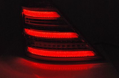 Πίσω φανάρια led Mercedes W221 S-class (2005-2011) - facelift design με τρεχούμενο φλας - σετ 2τμχ. - € 605,9 Πίσω φανάρια led Mercedes W221 S-class (2005-2011) - facelift design με τρεχούμενο φλας - σετ 2τμχ.