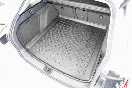 Πατάκι πορτ-μπαγκάζ Volkswagen Golf 8 (2020+) combi upper boot adjustable boot floor in top position - 1τμχ. - € 62,9 Πατάκι πορτ-μπαγκάζ Volkswagen Golf 8 (2020+) combi upper boot adjustable boot floor in top position - 1τμχ.