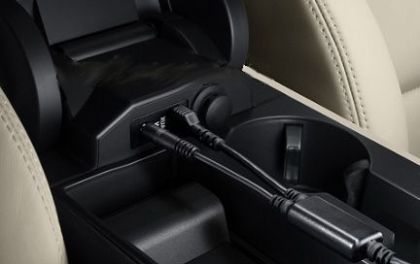 USB interface καλώδιο προς iPod/iPhone/iPad για BMW E90 ,E91 ,E60, E61, E87, X1, X3, X5, Z4 - € 30,9 USB interface καλώδιο προς iPod/iPhone/iPad για BMW E90 ,E91 ,E60, E61, E87, X1, X3, X5, Z4