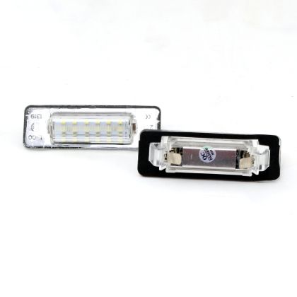 Πλαφονιέρα πίσω πινακίδας για Mercedes W210 / W202 - led, 86x28 mm - 2 τμχ. - € 32,9 Πλαφονιέρα πίσω πινακίδας για Mercedes W210 / W202 - led, 86x28 mm - 2 τμχ.