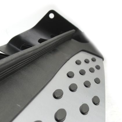 Σκαλοπάτια για Jeep Grand Cherokee (2011+) - 2τμχ. - € 565,9 Σκαλοπάτια για Jeep Grand Cherokee (2011+) - 2τμχ.