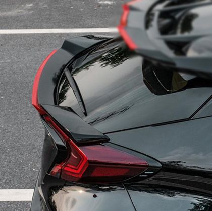 Αεροτομή πορτ-μπαγκάζ Toyota C-HR (2016+) - μαύρη γυαλιστερή - € 160,9 Αεροτομή πορτ-μπαγκάζ Toyota C-HR (2016+) - μαύρη γυαλιστερή