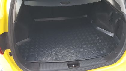 Πατάκι πορτ-μπαγκάζ Kia Ceed (2012-2018) combi - 1τμχ. - € 40,9 Πατάκι πορτ-μπαγκάζ Kia Ceed (2012-2018) combi - 1τμχ.