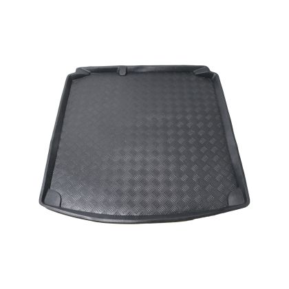 Πατάκι πορτ-μπαγκάζ Vw Jetta (2011-2019) - 1τμχ. - € 40,9 Πατάκι πορτ-μπαγκάζ Vw Jetta (2011-2019) - 1τμχ.