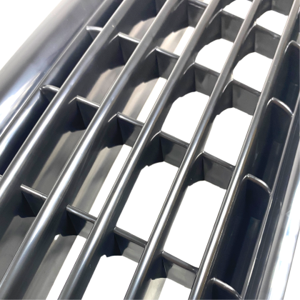 Μάσκα χωρίς σήμα για Audi A4 B6 (2001-2004) - μαύρη - € 43,9 Μάσκα χωρίς σήμα για Audi A4 B6 (2001-2004) - μαύρη