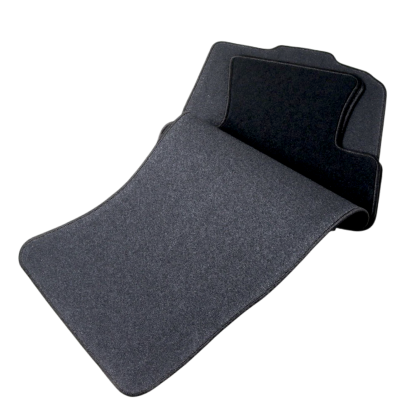 Πατάκια μοκέτα για AUDI Q5 I 8R (2008-2017) - 4τμχ. - € 42,9 Πατάκια μοκέτα για AUDI Q5 I 8R (2008-2017) - 4τμχ.