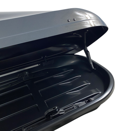 Μπαγκαζιέρα οροφής Junior Altro 185x80x41cm με διπλό άνοιγμα με κλειδί, 460 λίτρα - Γκρι υαλιγστερή - € 690,9 Μπαγκαζιέρα οροφής Junior Altro 185x80x41cm με διπλό άνοιγμα με κλειδί, 460 λίτρα - Γκρι υαλιγστερή