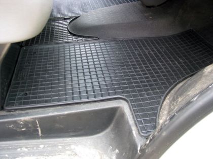 Λαστιχένια πατάκια για VW Transporter T5 T6 (2003+) - 3 θέσιο - 2τμχ. - € 75,9 Λαστιχένια πατάκια για VW Transporter T5 T6 (2003+) - 3 θέσιο - 2τμχ.