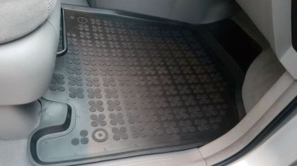 Λαστιχένια πατάκια KIA Carnival II (2005-2014) - 5 seats - τύπου σκαφάκι - 3τμχ., Rezaw Plast - € 87,9 Λαστιχένια πατάκια KIA Carnival II (2005-2014) - 5 seats - τύπου σκαφάκι - 3τμχ., Rezaw Plast