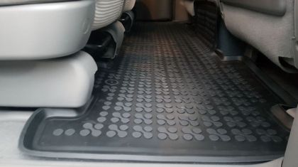 Λαστιχένια πατάκια KIA Carnival II (2005-2014) - 5 seats - τύπου σκαφάκι - 3τμχ., Rezaw Plast - € 87,9 Λαστιχένια πατάκια KIA Carnival II (2005-2014) - 5 seats - τύπου σκαφάκι - 3τμχ., Rezaw Plast