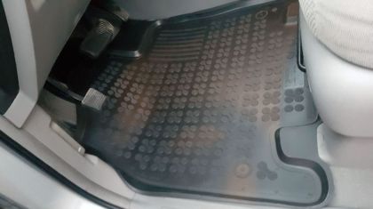 Λαστιχένια πατάκια KIA Carnival II (2005-2014) - 5 seats - τύπου σκαφάκι - 3τμχ., Rezaw Plast - € 87,9 Λαστιχένια πατάκια KIA Carnival II (2005-2014) - 5 seats - τύπου σκαφάκι - 3τμχ., Rezaw Plast