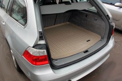 Πατάκι για πορτ - μπαγκάζ λαστιχένιο BMW E61 Combi (2003+) - μπεζ - € 136,9 Πατάκι για πορτ - μπαγκάζ λαστιχένιο BMW E61 Combi (2003+) - μπεζ