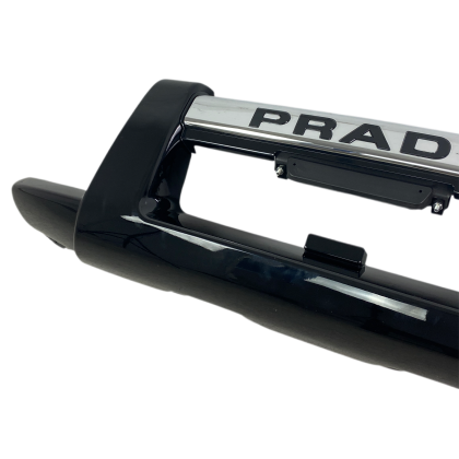 Bull - bar Toyota Land Cruiser J120 (2003-2008) - € 147,9 Bull - bar Toyota Land Cruiser J120 (2003-2008)