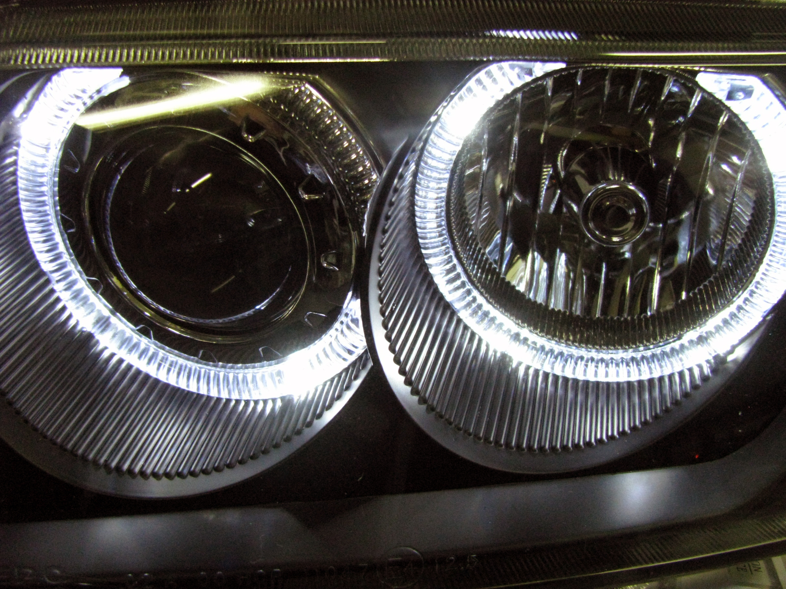 Φανάρια εμπρός Opel Astra G (1998-2004) angel eyes - μαύρα , χωρίς λάμπες (Η7) - σετ 2τμχ. - € 395,9 Φανάρια εμπρός Opel Astra G (1998-2004) angel eyes - μαύρα , χωρίς λάμπες (Η7) - σετ 2τμχ.