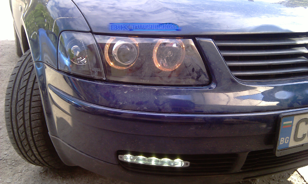 Φανάρια εμπρός Vw Passat 3Β/B5 (1997-2000) angel eyes - μαύρα , χωρίς λάμπες (Η7) - σετ 2τμχ. - € 348,9 Φανάρια εμπρός Vw Passat 3Β/B5 (1997-2000) angel eyes - μαύρα , χωρίς λάμπες (Η7) - σετ 2τμχ.