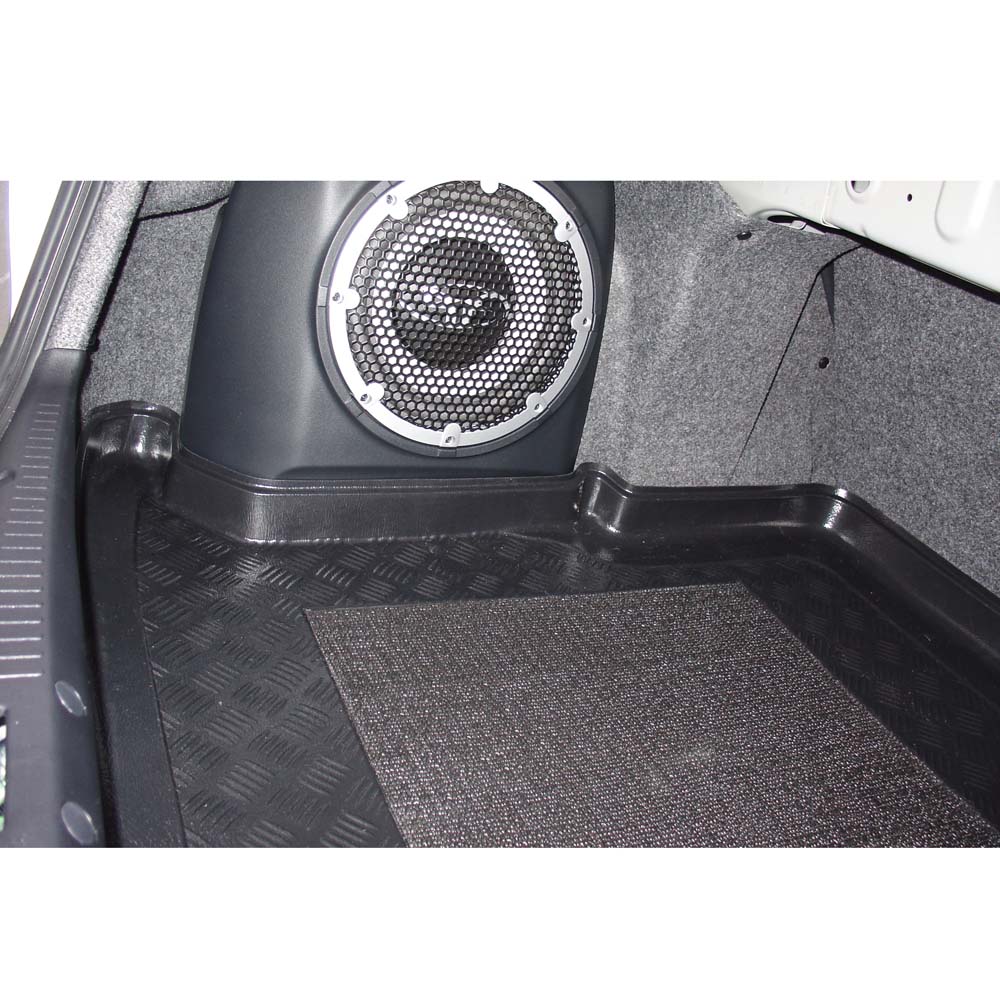 Πατάκι πορτ-μπαγκάζ Mitsubishi Lancer Sedan (2007-2017) with subwoofer - 1τμχ. - € 55,9 Πατάκι πορτ-μπαγκάζ Mitsubishi Lancer Sedan (2007-2017) with subwoofer - 1τμχ.