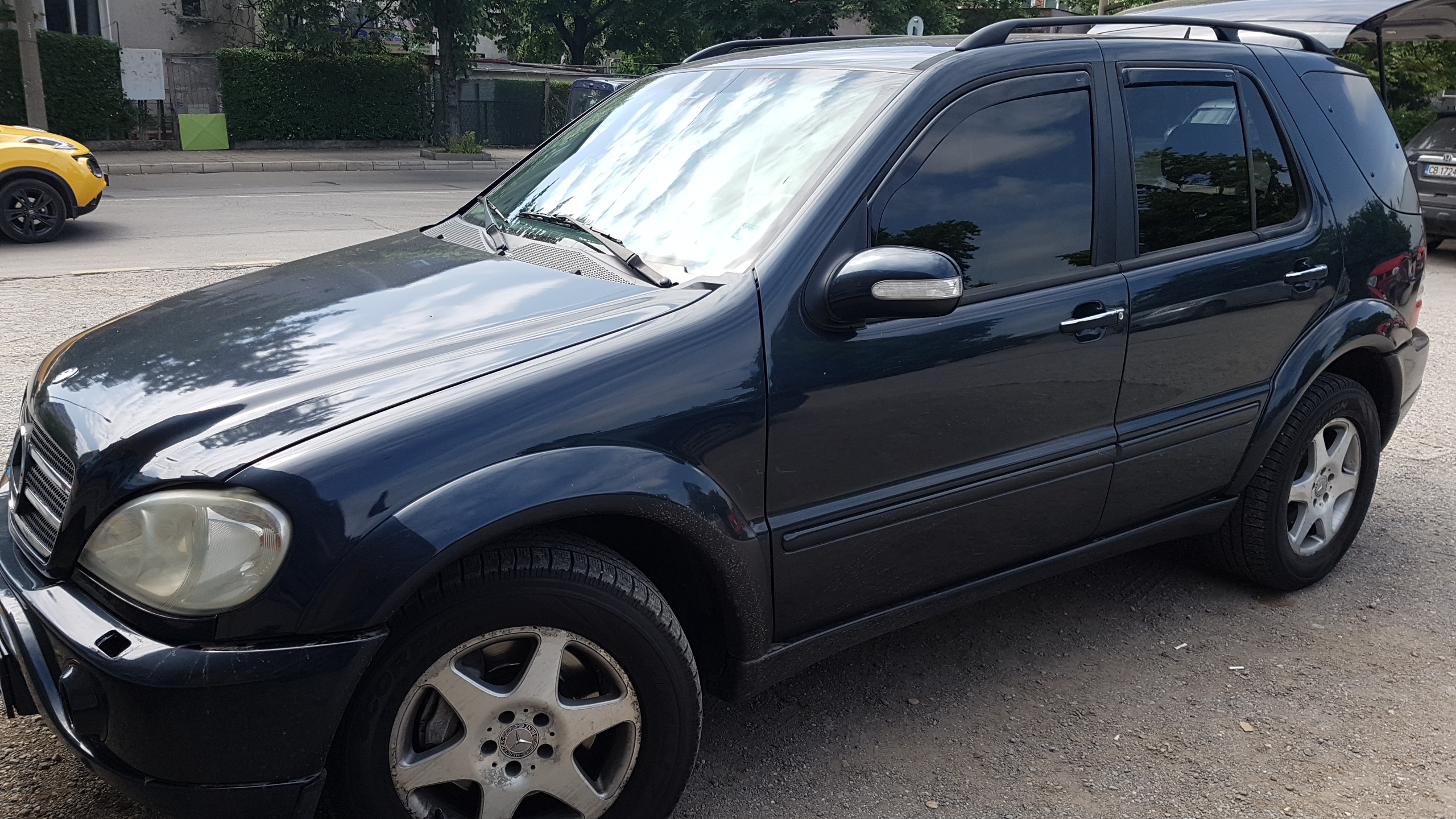 Ανεμοθραύστες Mercedes ML W163 (1997-2005) 5 πορτο - 4 τμχ. εμπρός και πίσω, Heko - € 79,9 Ανεμοθραύστες Mercedes ML W163 (1997-2005) 5 πορτο - 4 τμχ. εμπρός και πίσω, Heko