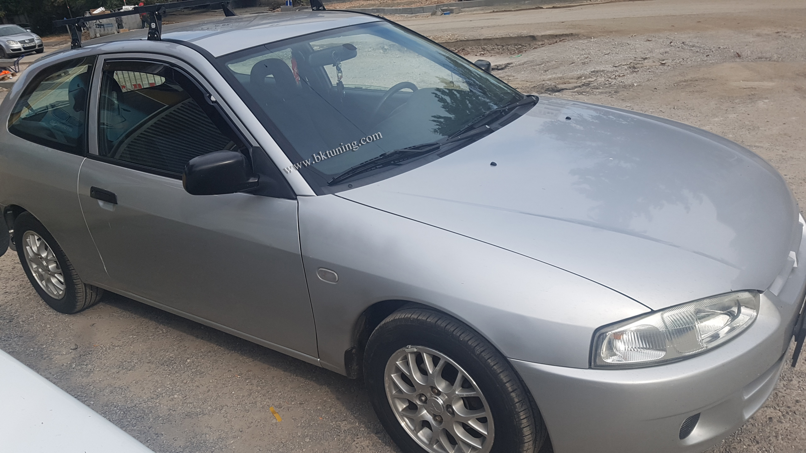Ανεμοθραύστες Mitsubishi Colt (1996-2004) 3 πορτο, Heko - € 62,9 Ανεμοθραύστες Mitsubishi Colt (1996-2004) 3 πορτο, Heko