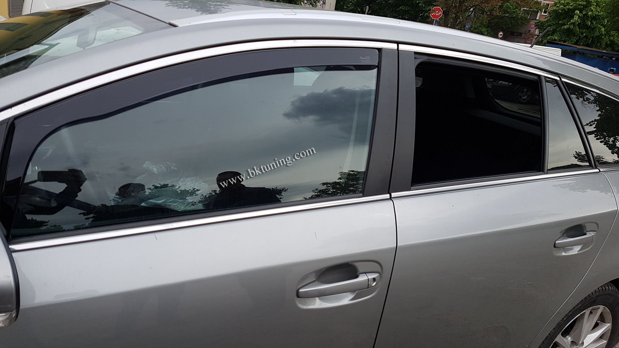 Ανεμοθραύστες Toyota Avensis (2009-2018) 5 πορτο ,sedan - 2 τμχ εμπρός, Heko - € 56,9 Ανεμοθραύστες Toyota Avensis (2009-2018) 5 πορτο ,sedan - 2 τμχ εμπρός, Heko