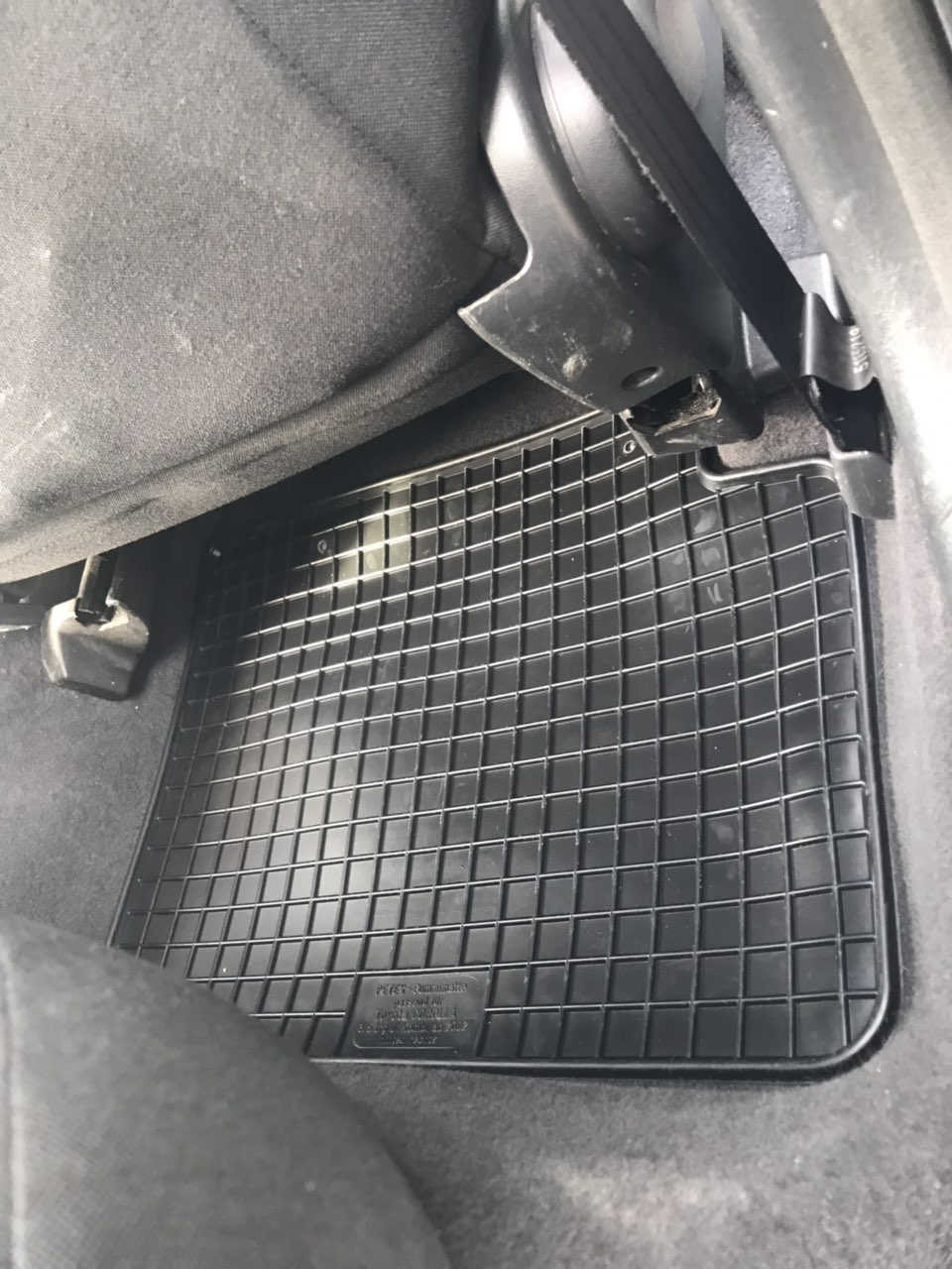 Λαστιχένια πατάκια TOYOTA Corolla (2002-2007) - 4τμχ., Petex - € 57,9 Λαστιχένια πατάκια TOYOTA Corolla (2002-2007) - 4τμχ., Petex
