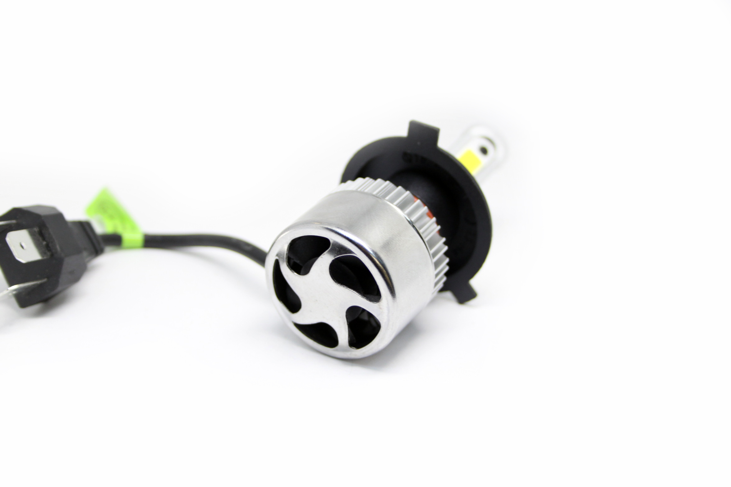 Led λάμπες Η4 Bi-led για μεσαία ή μεγάλα φώτα S2 7600 lumen , 36 Watt - COB 6000K - 2τμχ. - € 22,9 Led λάμπες Η4 Bi-led για μεσαία ή μεγάλα φώτα S2 7600 lumen , 36 Watt - COB 6000K - 2τμχ.