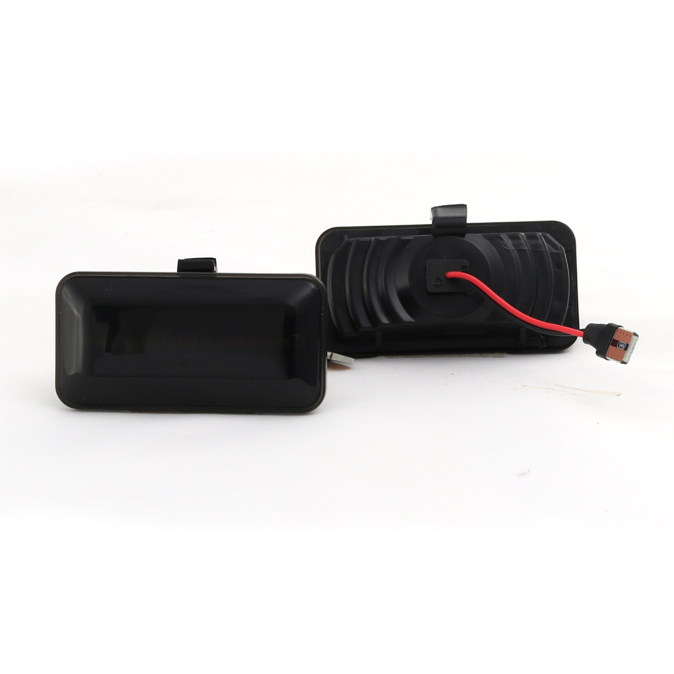 Led φλας φτερού VW Golf 3 / Vento / Passat B4 (1988-1994) - φιμέ με τρεχούμενο φλας - σετ 2τμχ. - € 37,9 Led φλας φτερού VW Golf 3 / Vento / Passat B4 (1988-1994) - φιμέ με τρεχούμενο φλας - σετ 2τμχ.