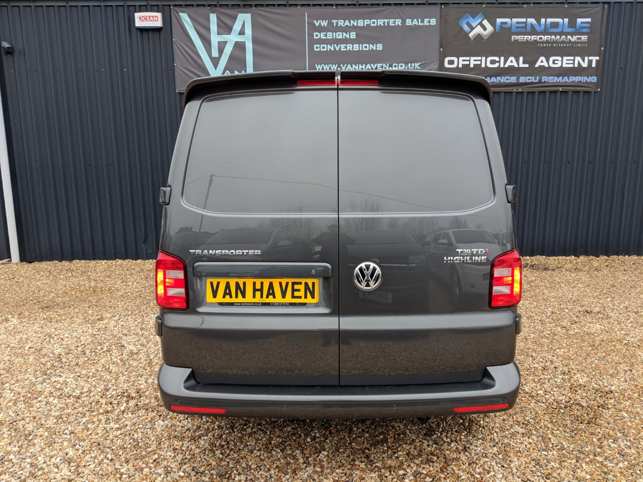 Αεροτομή οροφής Vw Transporter T6 με διπλή πόρτα (2016+)- μαύρη γυαλιστερή - € 168,9 Αεροτομή οροφής Vw Transporter T6 με διπλή πόρτα (2016+)- μαύρη γυαλιστερή
