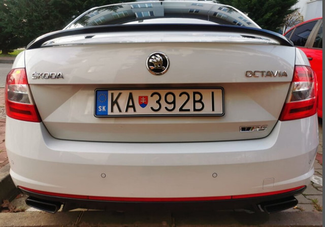 Αεροτομή πορτ-μπαγκάζ Skoda Octavia (2015-2019) RS Style - μαύρη γυαλιστερή - € 110,9 Αεροτομή πορτ-μπαγκάζ Skoda Octavia (2015-2019) RS Style - μαύρη γυαλιστερή