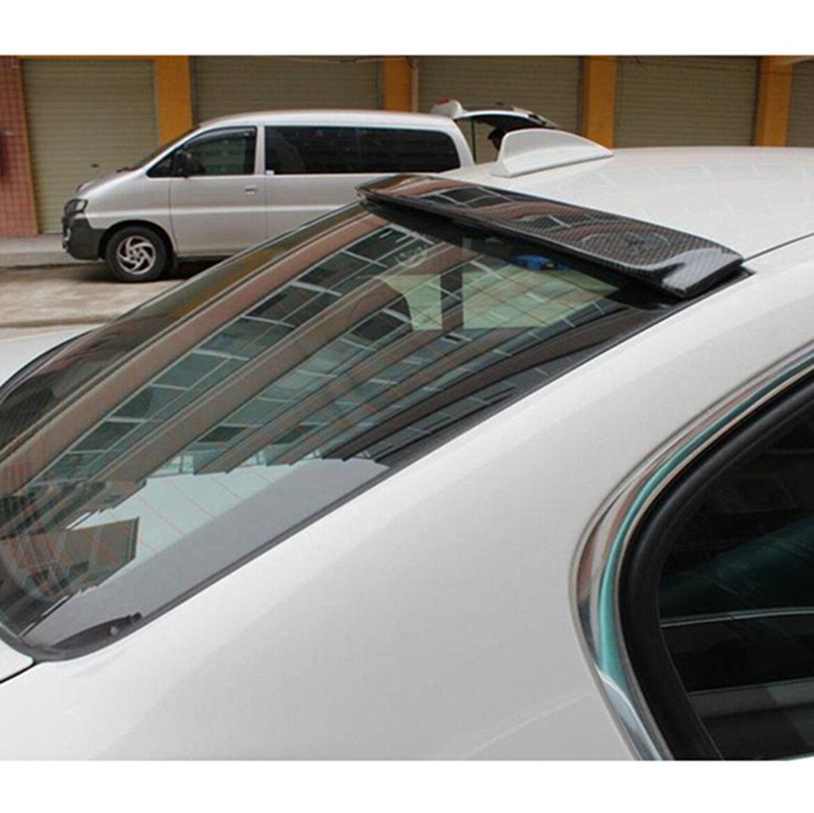 Αεροτομή οροφής BMW E90 (2005-2012) - μαύρη γυαλιστερή - € 110,9 Αεροτομή οροφής BMW E90 (2005-2012) - μαύρη γυαλιστερή