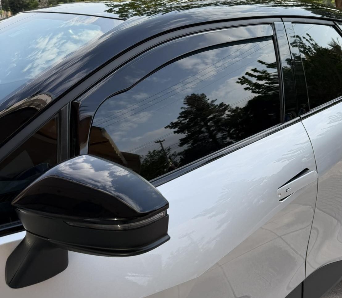 Ανεμοθραύστες Toyota C-HR (2023+) - 2τμχ. εμπρός, Heko - € 56,9 Ανεμοθραύστες Toyota C-HR (2023+) - 2τμχ. εμπρός, Heko