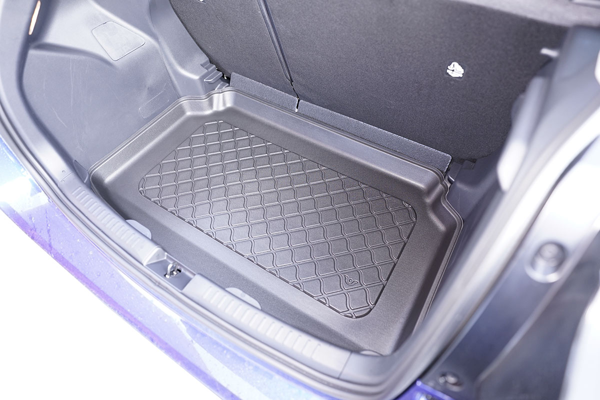 Πατάκι πορτ-μπαγκάζ Toyota Yaris IV (XP210) / Hybrid (2020+) / Mazda 2 Hybrid (2022+); lower boot; without double boot floor - 1τμχ. - € 59,9 Πατάκι πορτ-μπαγκάζ Toyota Yaris IV (XP210) / Hybrid (2020+) / Mazda 2 Hybrid (2022+); lower boot; without double boot floor - 1τμχ.