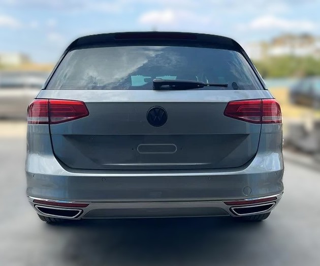 Body kit Vw Passat B8 (2014-2019) - R design - € 804,9 Body kit Vw Passat B8 (2014-2019) - R design